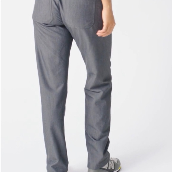 Livingston basic scrub pant in graphite. - Picture 5 of 6